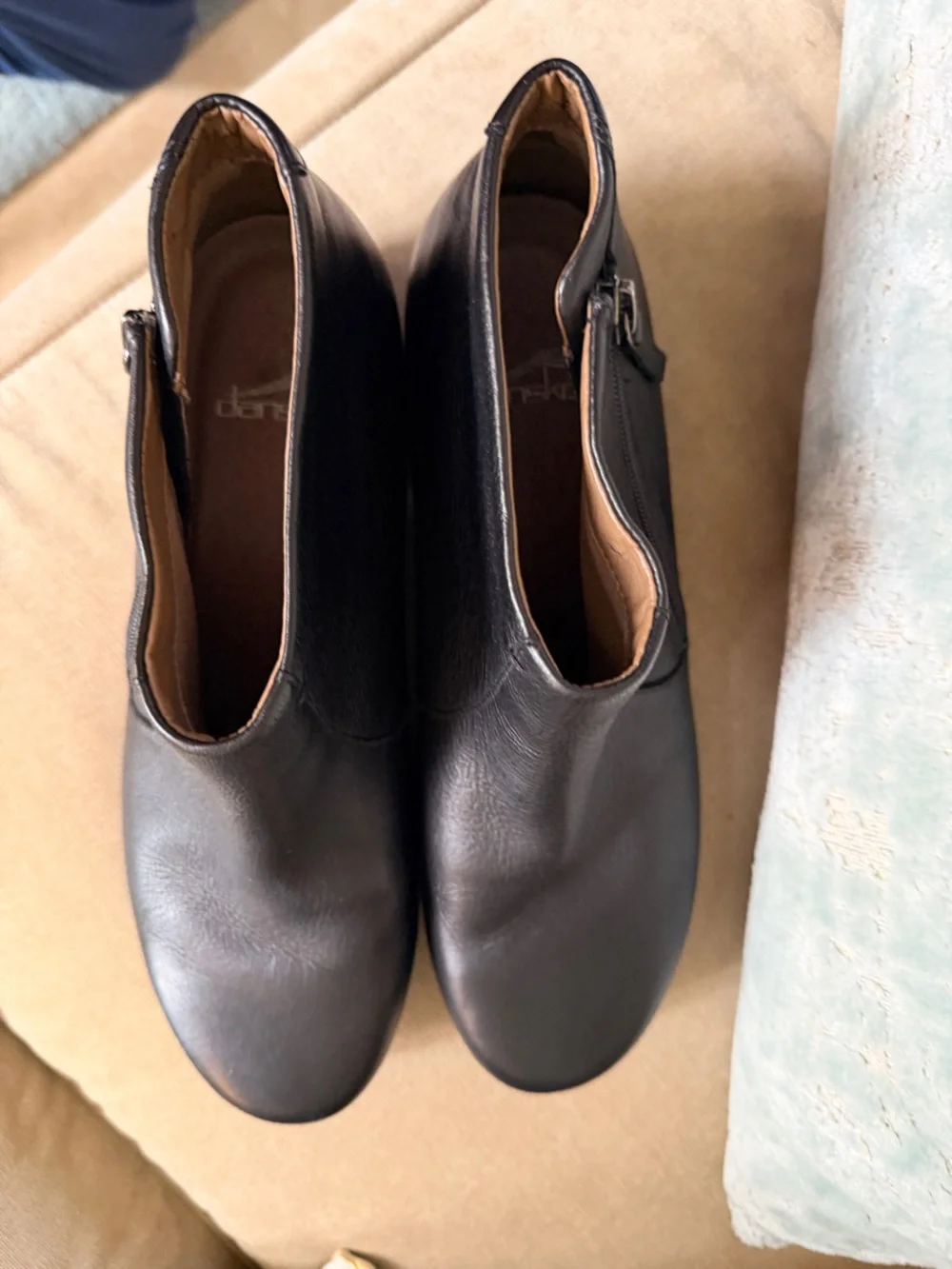 Dansko Fifi Black Leather Side-Zip Ankle Boots Booties Size 40 (US 9.5-10)